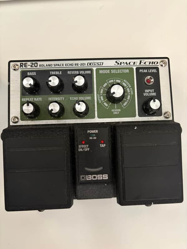 Boss RE-20 Space Echo