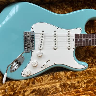 FENDER ERIC JOHNSON STRATOCASTER 2023 GUITAR WITH CASE image 2