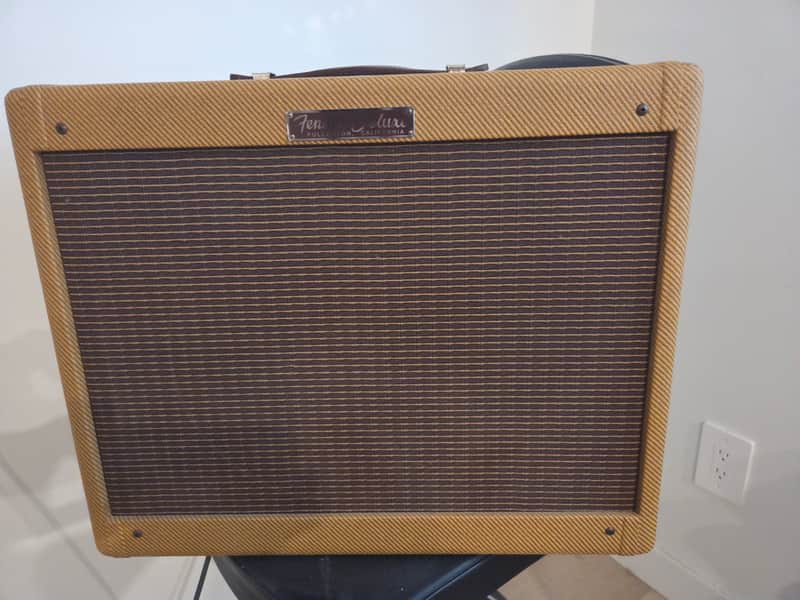 Fender '57 Custom Deluxe 2-Channel 12-Watt 1x12" Guitar Combo 2011 Lacquered Tweed image 1