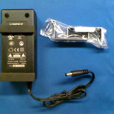 Korg - KIT0001008, KIT ADAPTER UNIFIVE PA600-900