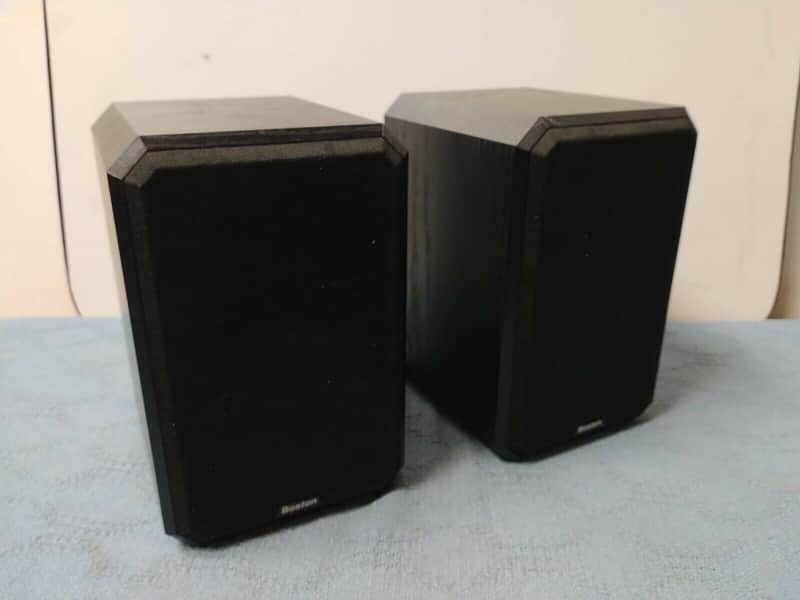 Boston Acoustics HD5 Bookshelf Speakers Pair Black 8 Ohms Tested