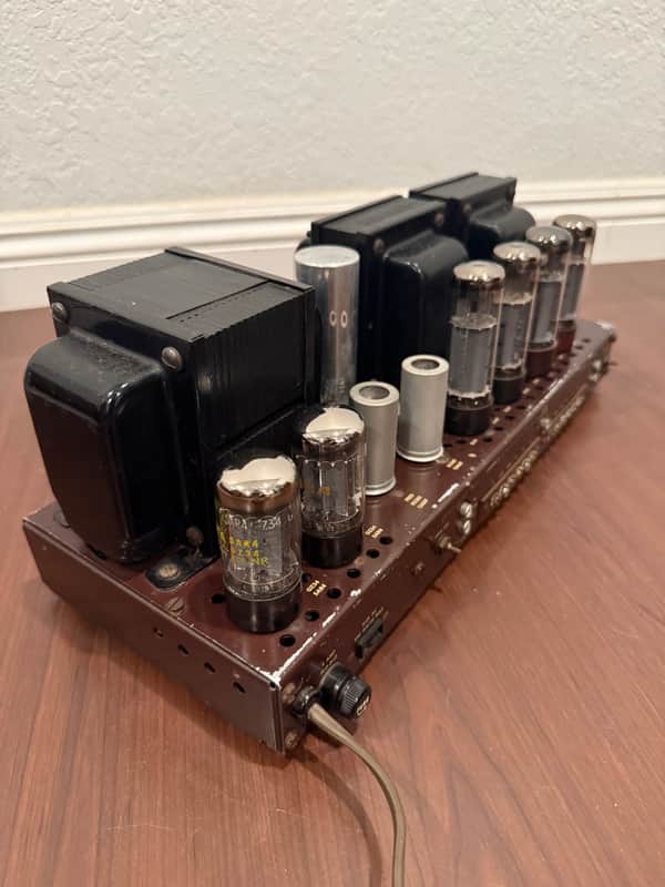 The Fisher  SA-300-B Stereo Tube Power Amplifier