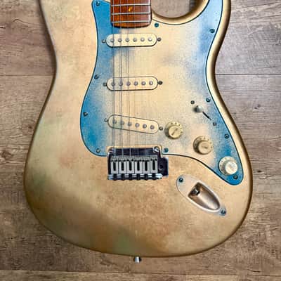 Custom Gold Finish Stratocaster + Fender Bag & Strap image 2