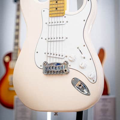 G&L Tribute Legacy White MP image 7
