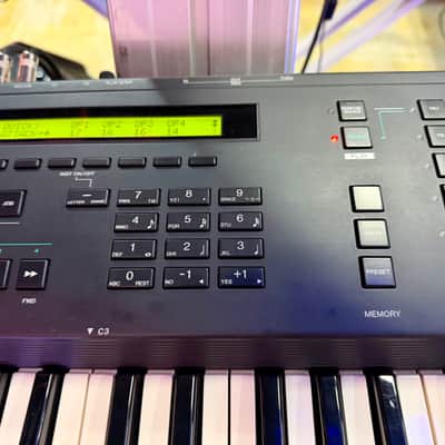 Yamaha Vintage V50 Synthesizer LIKE NEW image 6