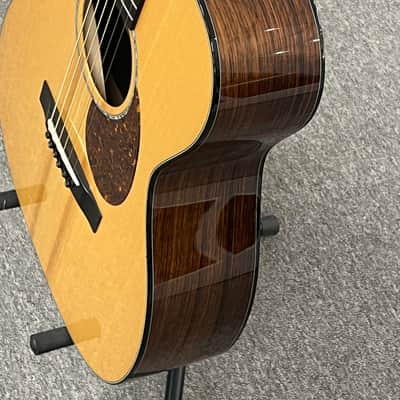Huss and Dalton OM-Custom with Case image 6