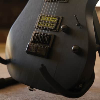 Ibanez EVERTUNE RGRT421 with Bare Knuckle Ragnaroks - Weathered Black image 10