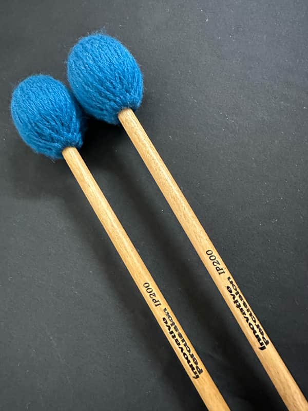 Innovative Percussion IP200 Mallets, Med Soft, 1 Pair, Birch w/Teal Yarn - NEAR MINT image 1