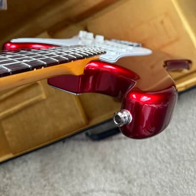 Fender W25 Custom Shop Deluxe Stratocaster 2025 - Candy Apple Red image 7