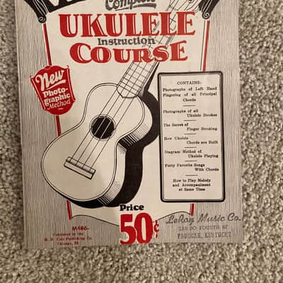 Vintage Maccaferri Ukulele image 12