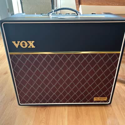 Vox AC15HWR1X Hand-Wired 2-Channel 15-Watt 1x12" Guitar Combo 2025 - Present - Black image 1