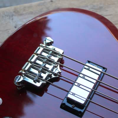 GIBSON "SG Standard Bass, Heritage Cherry" HARDCASE, PAPERS, STRAP, 3,58 KG image 8