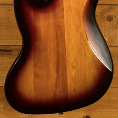 Squier Classic Vibe 60s Jazz Bass - Laurel - 3-Colour Sunburst image 4