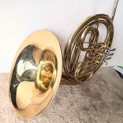 CONN 14D Single French Horn "F" W/ Original Conn Hardcase PLAYER image 5