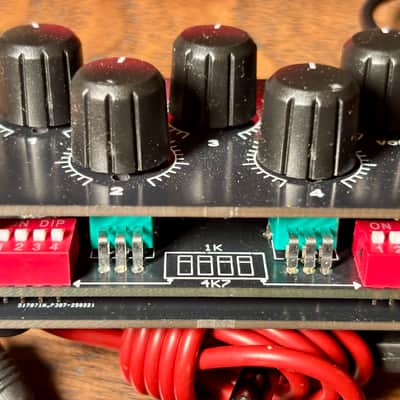 Mini mixer plus a whole grip of mini cables image 4