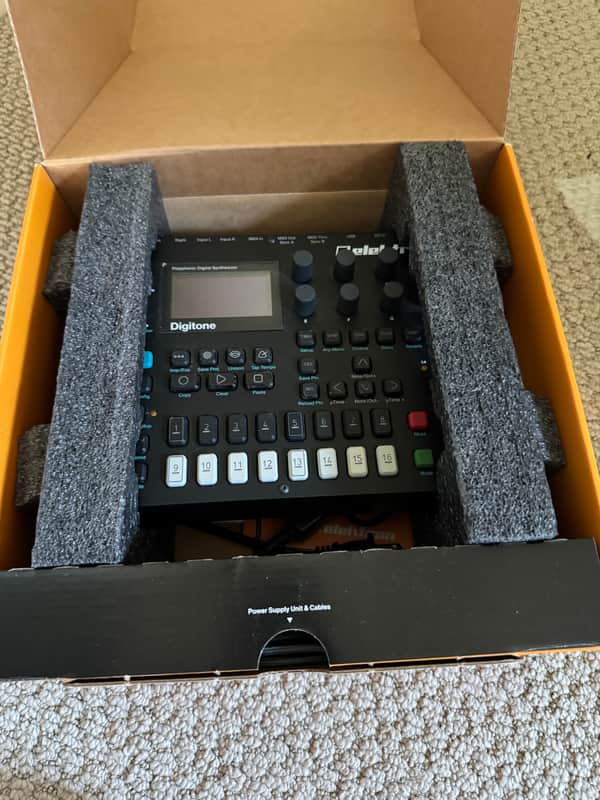 Elektron Digitone 8-Voice Digital Synthesizer