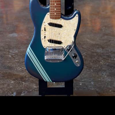 Fender Mustang 1969 Competition Burgundy (Blue) image 4