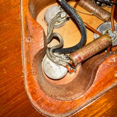 1952 Gibson Les Paul with Trapeze Tailpiece Goldtop First Issue image 18