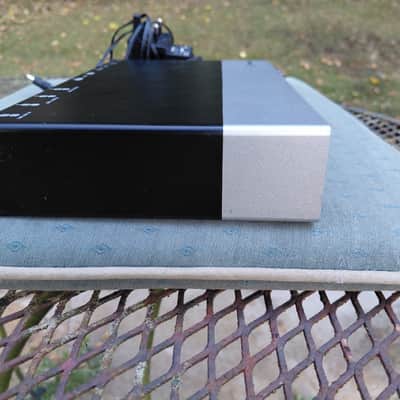 Steinberg UR44 6x4 USB 2.0 Audio Interface with MIDI I/O 2010s - Silver/Black image 3