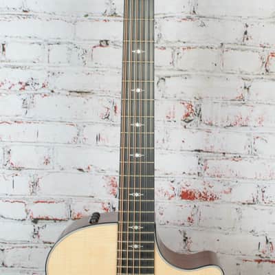 Taylor - (2025) 354ce - 12 String Acoustic-Electric Guitar -Sapele/Sitka - V-Class Bracing - Natural - w/ Hardshell Case - x05052 image 3