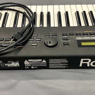 Roland XP-30 61-Key 64-Voice Expandable Synthesizer 1999 - 2004 - Black image 4