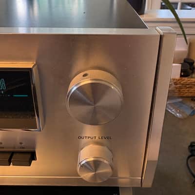Accuphase T-101 stereo tuner 1970’s image 5