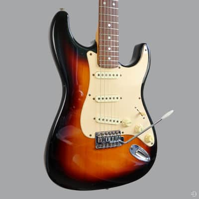Sunn Fender Mustang Stratocaster 1990's - Sunburst image 2