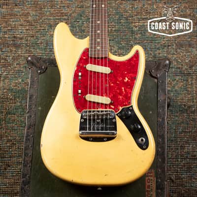 Vintage 1965 Fender Mustang, L Serial, pre-CBS era, w/ original case image 5