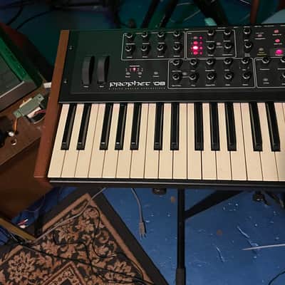Dave Smith Instruments Prophet 08 PE 61-Key 8-Voice Polyphonic Synthesizer image 2