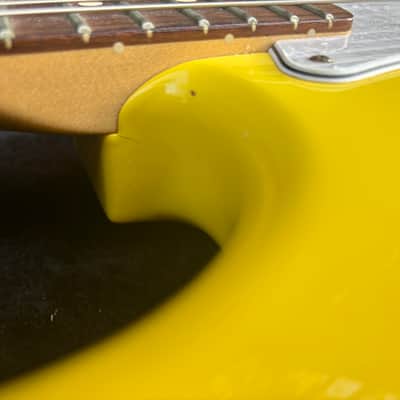 Fender Limited Edition Tom DeLonge Signature Stratocaster 2023 Graffiti Yellow image 7