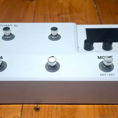 Line 6 HX Stomp XL Limited Edition - White image 3
