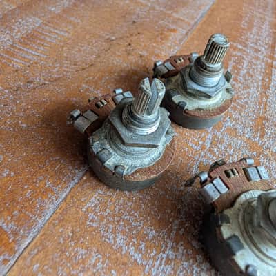 Gibson Centralab Potentiometers 500k Short Split Shaft Vintage 1961 Tested Qty 3 image 3