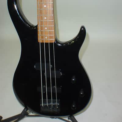 Peavey Millennium 4 Standard 4-String Electric Bass Guitar image 2