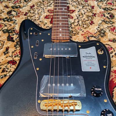 *NEW IN BOX* 2026 Fender Japan Limited Edition Traditional Collection, 60's Jazzmaster Black Pearl Gold with Matching Headstock, MIJ JD26 image 13