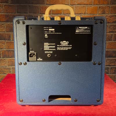 Vox AC4C1-BL Limited Edition 4-Watt 1x10" Guitar Combo Blue w/ Tygon Cloth image 11