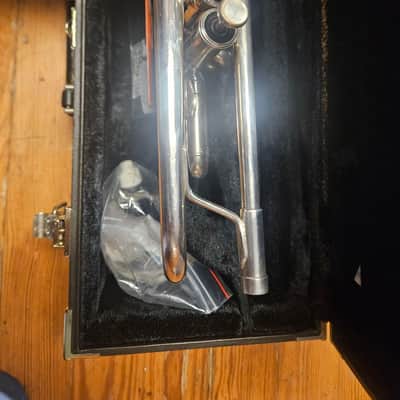 Yamaha Xeno 8335RGS Silver Trumpet W/ Reversed Leadpipe, Gold Brass Bell! image 7