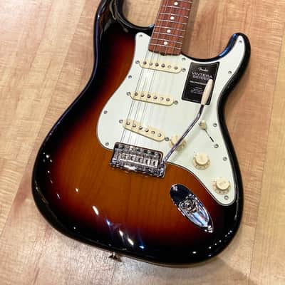 Fender Vintera '60s Stratocaster Electric Guitar 2021 3-Color Sunburst image 1