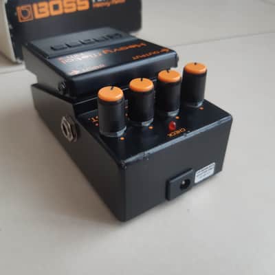 Boss HM-2 Heavy Metal Distortion Pedal Made in taiwan1988 near mint with box image 5