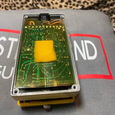 Boss Overdrive OD-1 long dash silver screw black label early Japan CLEAN 1977/1980 - Yellow image 7