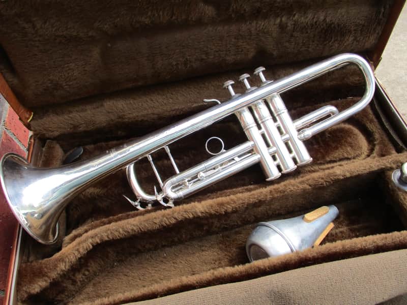 Bach 37 Bb Trumpet 1984 1st & 3rd Valve Triggers - Silver image 1