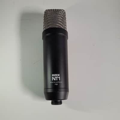 RODE NT1 Large Diaphragm Cardioid Condenser Microphone -Black image 2