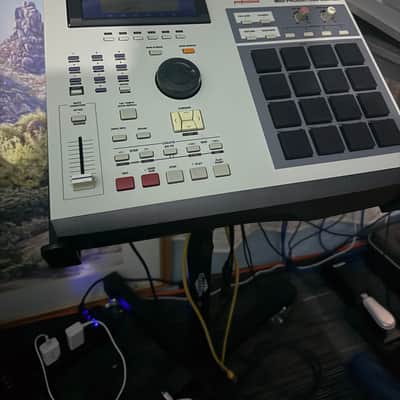 Akai MPC2000XL MIDI Production Center 2000 - 2005 - Grey image 7