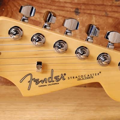 Fender Juanes Signature Stratocaster 2023 - Luna White Super Clean Strat! 30476 Bild 11