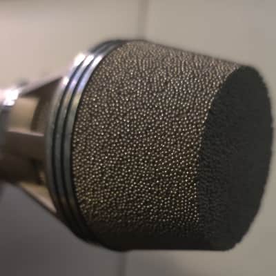 AKG D190E Vintage Dynamic Microphone 1976 - Silver image 3