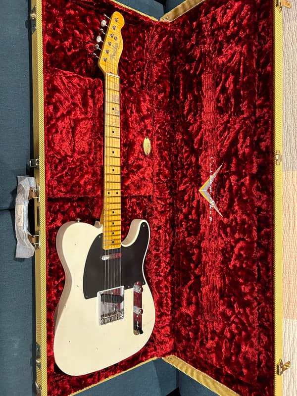 Fender Custom Shop 30th Anniversary NAMM Limited Edition Telecaster 1952 Journeyman with Black Anodized Pickgaurd
