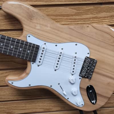 Cozart 12-string Lefty Natural image 4