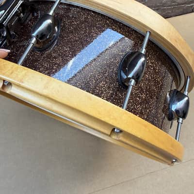 Dunnett Classic StereoPly 4-Ply Maple/Poplar Snare Drum w/ Wood Hoops Gold Sparkle 14x5'' image 6