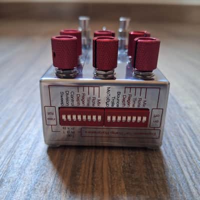 Chase Bliss Audio Tonal Recall RKM Red Knob Mod Analog Delay 2017 - 2018 - Graphic with Red Knobs image 6