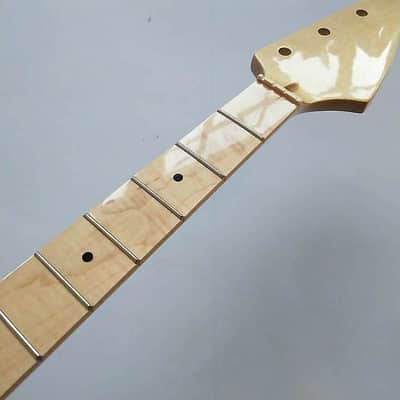30 Inch Short Scales 4 String Electric Bass Maple Neck, 19 Frets Fingerboard image 2