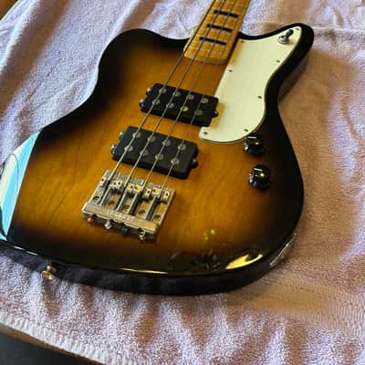 Fender Pawn Shop Series Reverse Jaguar Bass 2013 - 2-Color Sunburst image 3